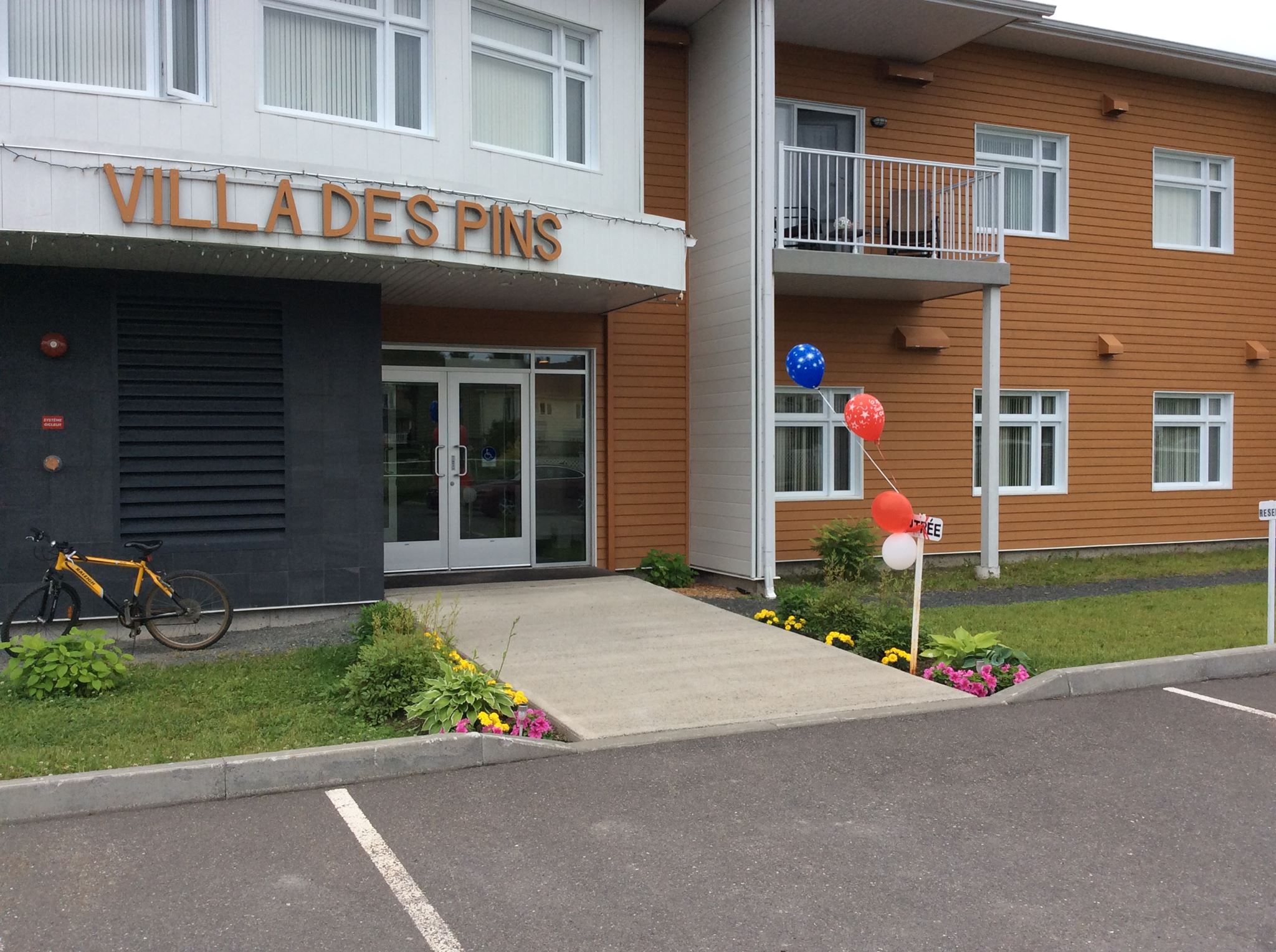 309557250_380390444304106_1596547547645356382_n